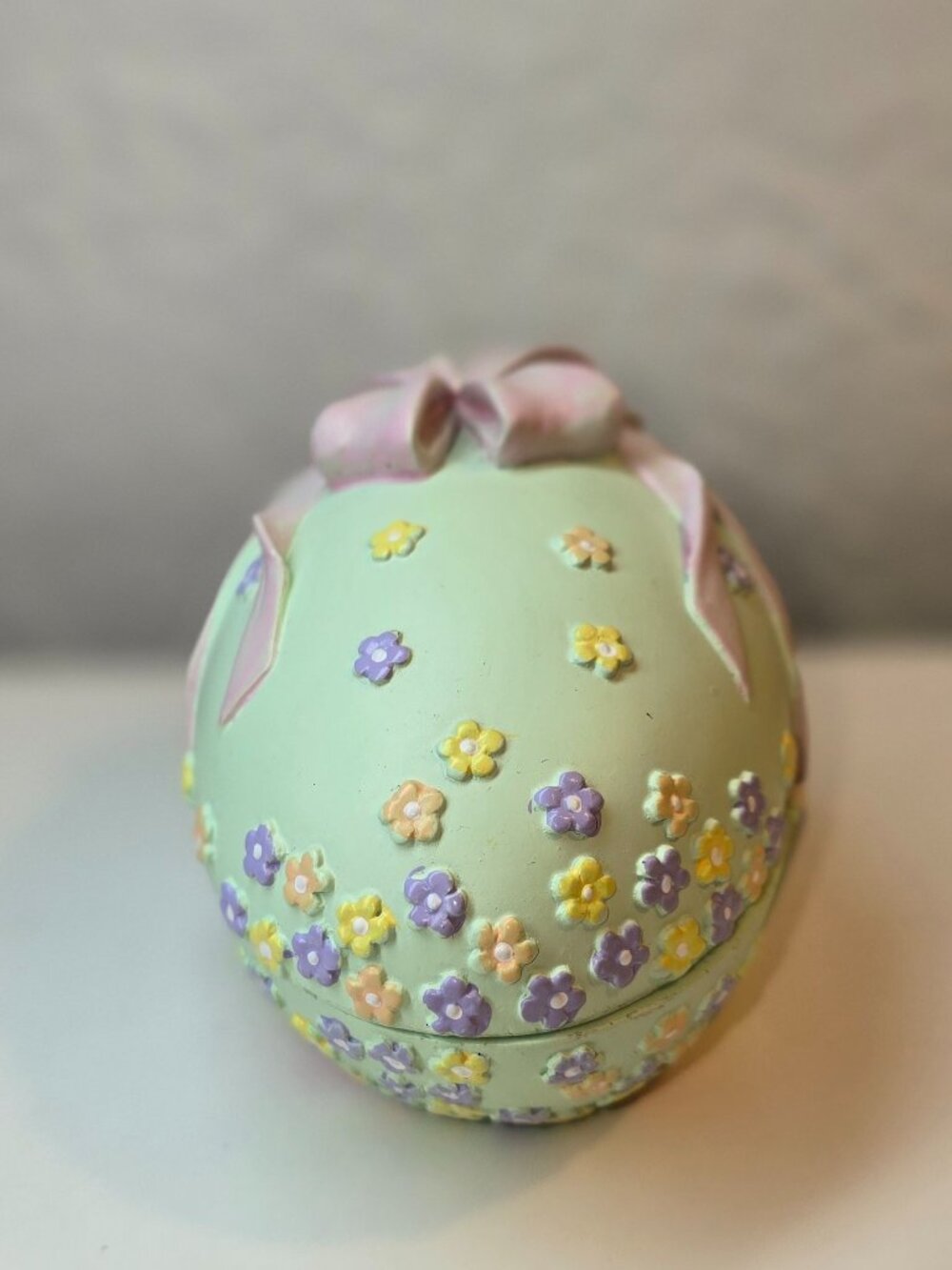 Resin Easter Egg Trinket Box Green Pastel Flowers Pink Bow Bunny Diorama Inside